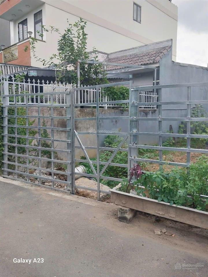 Bán lô đất 89.6m2 một sẹc đường bưng ông thoàn giá 4,39 tỷ (sổ sẵn)
