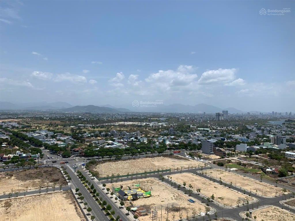 Cho thuê căn 2 ngủ, dt 65m2, nội thất mới 100% tại fpt plaza 3