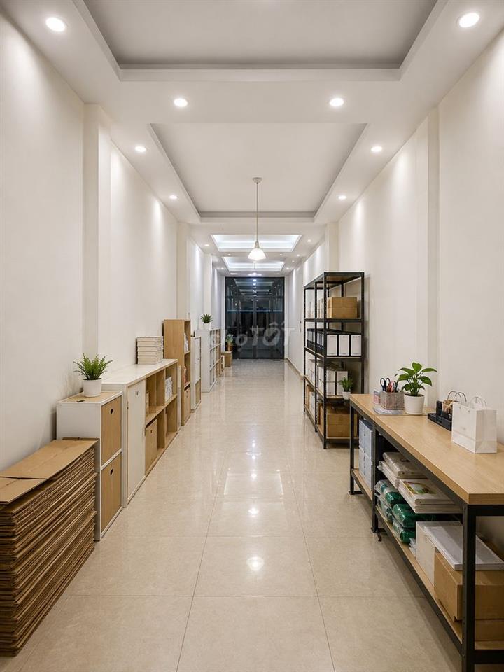 Bán nhà 3 tầng 106m2 Tân Phú 4PN 3WC sân thượng rộng
