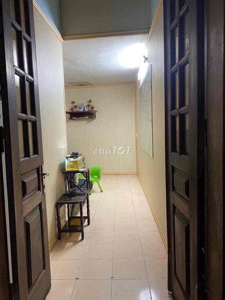 Cho thuê nhà nguyên căn cách mặt đường chính 20m