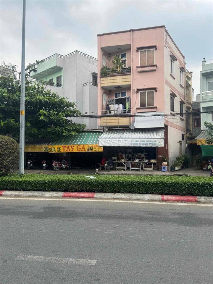 nhà đang hoạt động