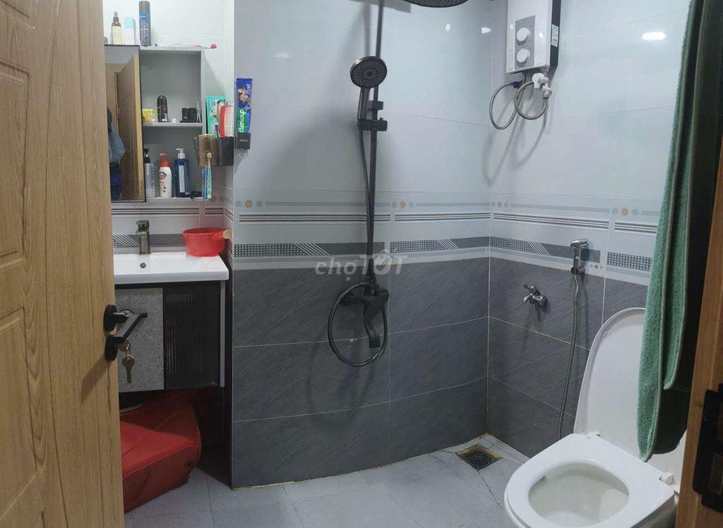 cần bán căn tầng lửng chung cư tây thạnh