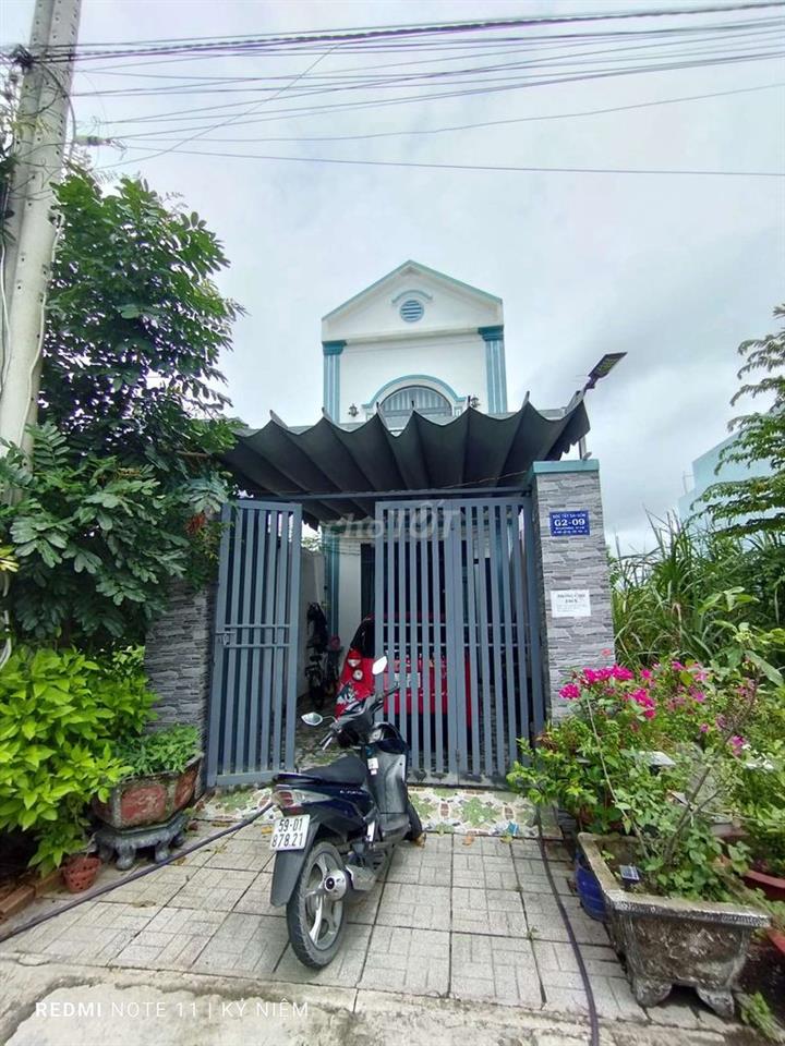 Bán nhà đẹp , xây chắc chắn Dt 4 x 18 , Sổ Hồng Riêng, Chính Chủ