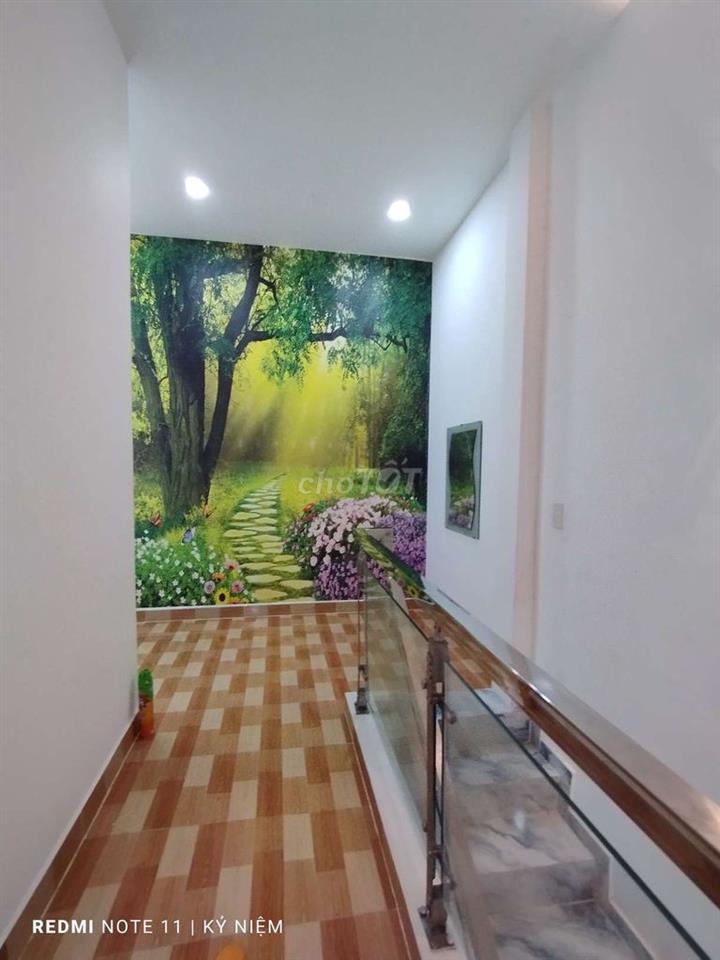 Bán nhà đẹp , xây chắc chắn Dt 4 x 18 , Sổ Hồng Riêng, Chính Chủ