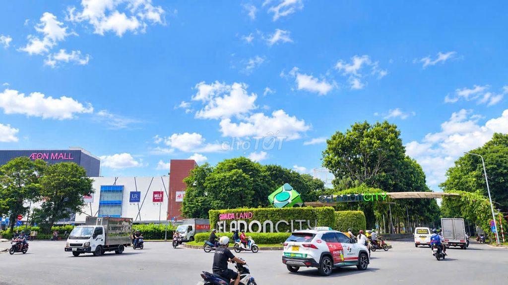 Nhà đẹp 5tầng, 4.3×12m, đường xe hơi, nhỉnh 6ty. Gần Aeon Mall Tân Phú