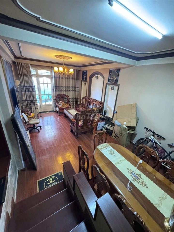 Bán nhà khu vực trung tâm
