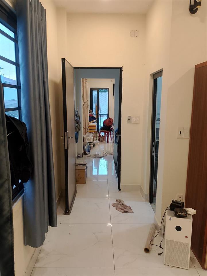 Bán nhà 2 mặt tiền hẽm ô tô gần trường học khu dân cư cao cấp 