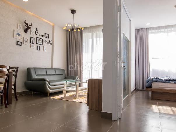 Bán gấp chung cư Nguyễn Kim, Quận 10, 50m2, 2pn, 2.5 tỷ, sổ hồng