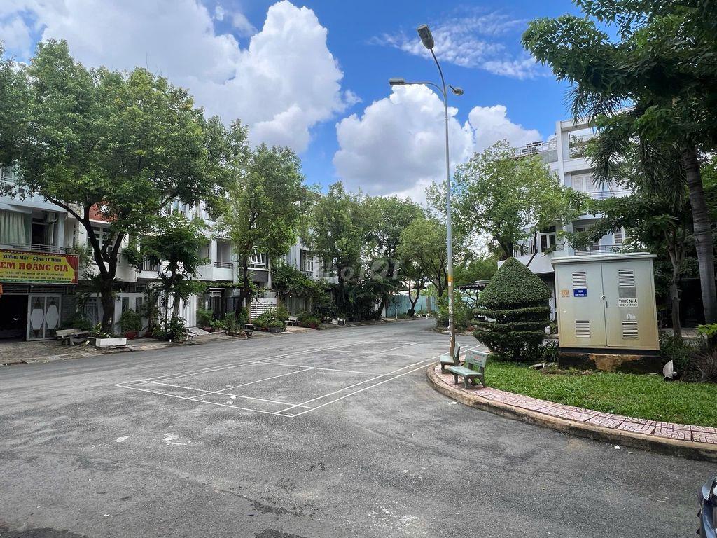 Mình chuyển trọ nên cần pass lại phòng
