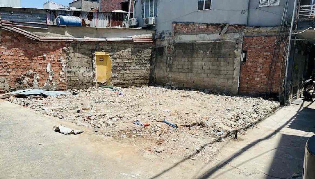 Lô góc 2 MK Trần Cao Vân cách biển NTT vài bước chân, giá 3,85 tỷ
