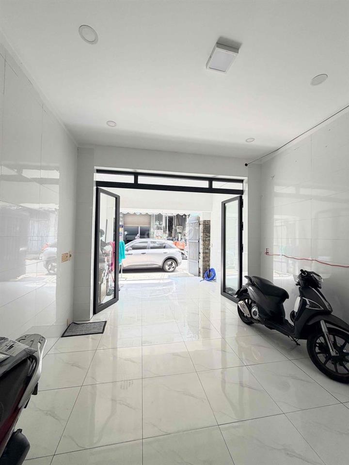 CHO THUÊ NHÀ HẺM XE HƠI, KHÔNG NGẬP NƯỚC