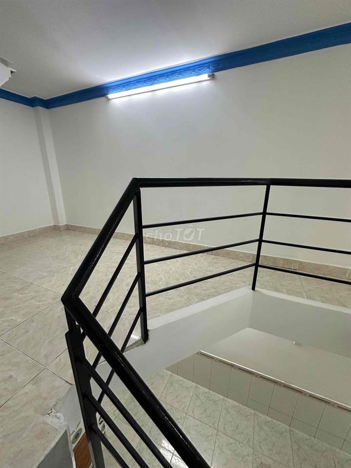 Cho thuê nhà hẻm Hoàng Trọng Mậu ko ngập nước