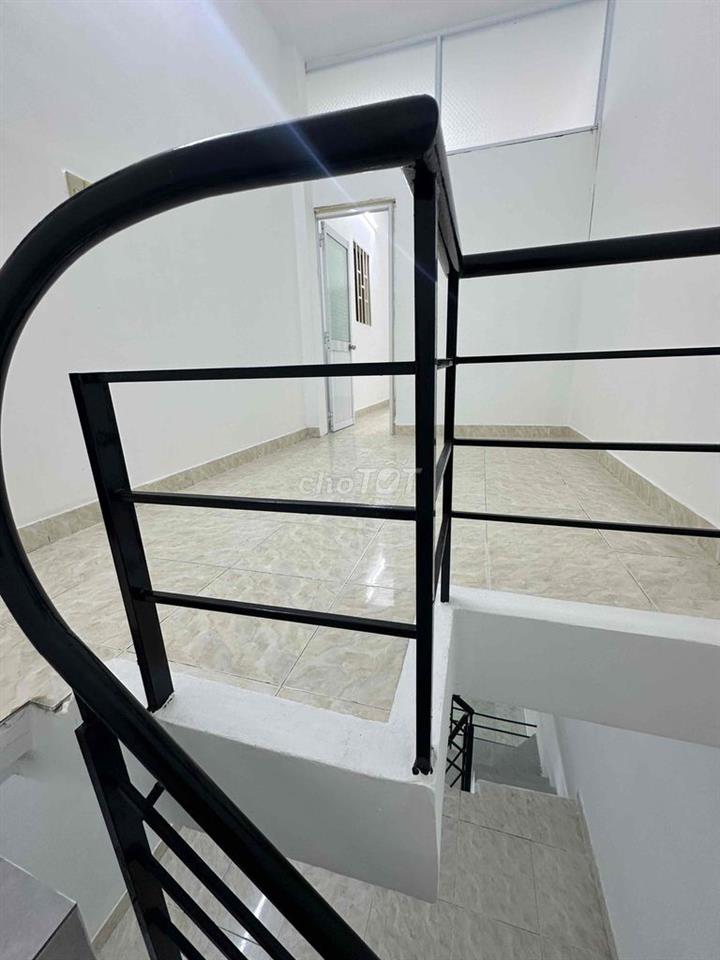 Cho thuê nhà hẻm Hoàng Trọng Mậu ko ngập nước