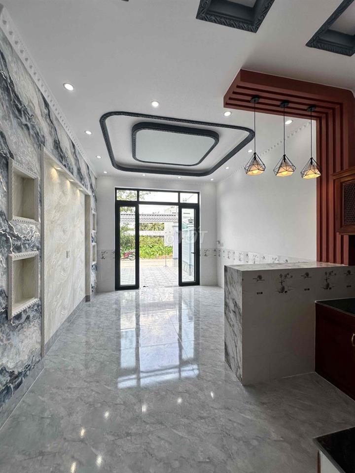 🏡 BÁN NHÀ CẤP 4 MỚI ĐẸP – CÓ SÂN Ô TÔ 🚗  📍 Rạch Khoán Châu, P. Long Tu