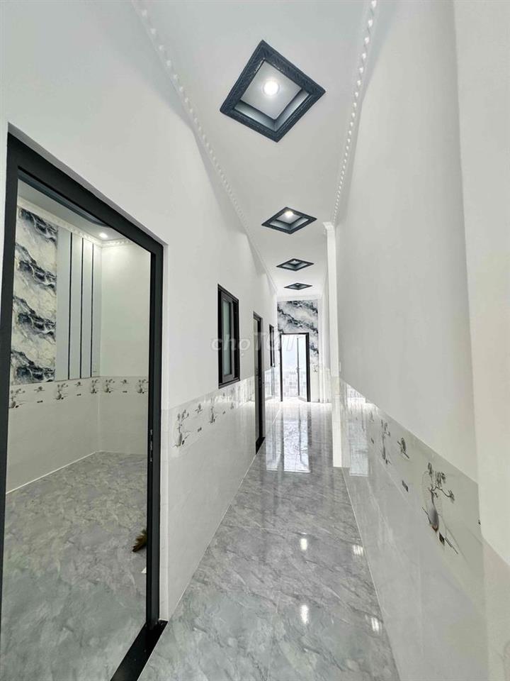 🏡 BÁN NHÀ CẤP 4 MỚI ĐẸP – CÓ SÂN Ô TÔ 🚗  📍 Rạch Khoán Châu, P. Long Tu