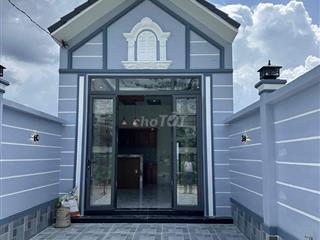 🏡 BÁN NHÀ CẤP 4 MỚI ĐẸP – CÓ SÂN Ô TÔ 🚗  📍 Rạch Khoán Châu, P. Long Tu