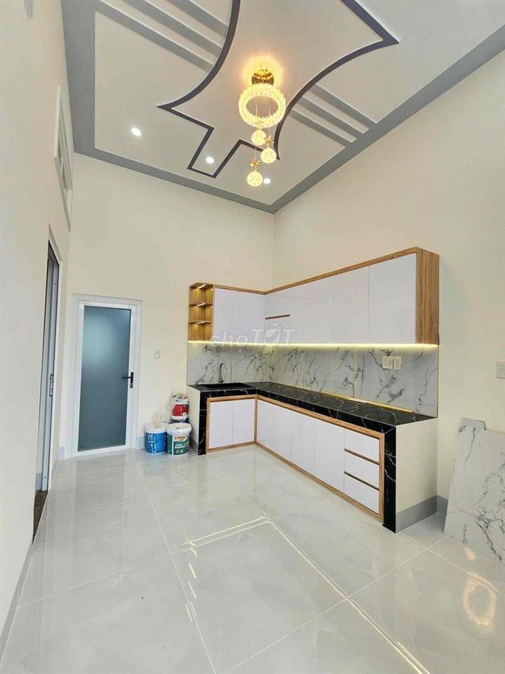 KÈO THƠM, NHÀ MỚI ĐẸP, GIÁ QUÁ RẺ 980 TRIỆU TL, 6 X 13 =80 M, CÓ 60 TH