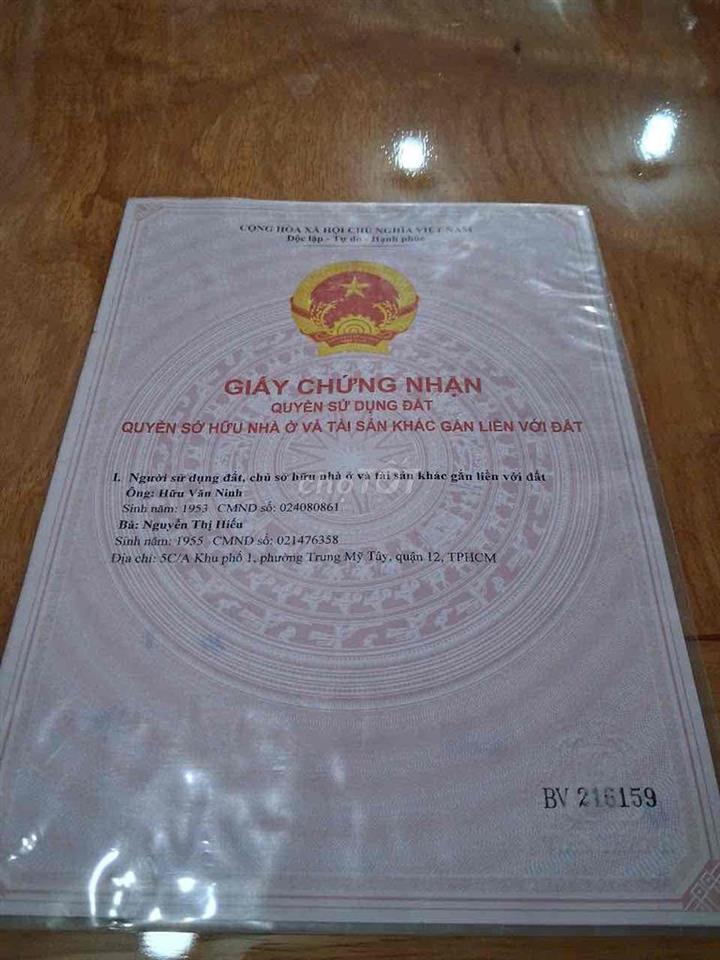Nhà 1 trệt 1 lầu ở ấp Trung Chánh 2