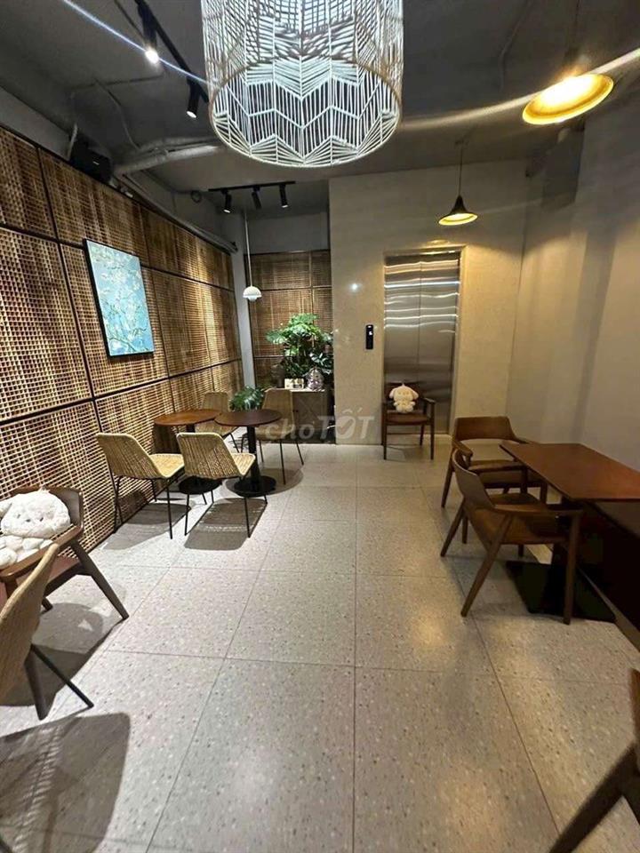SANG NHƯỢNG QUÁN TRÀ SỮA – NGUYỄN GIA TRÍ P26 KHU SẦM UẤT BẬC NHẤT BTH