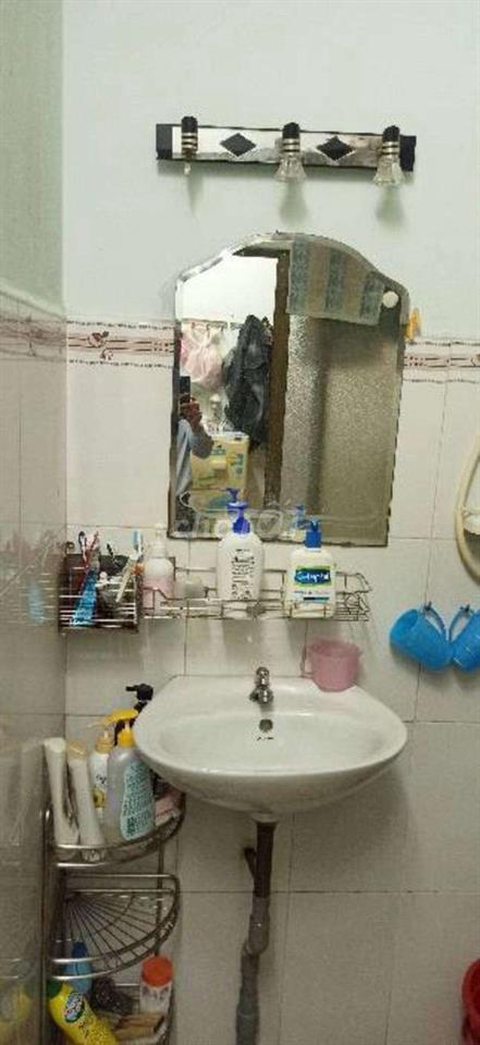 Kẹt tiền chính chủ bán nhà 2 tầng , 2 PN 