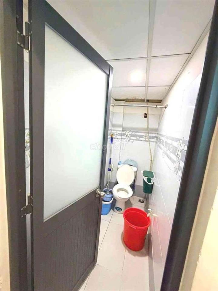 Chính chủ bán nhà HXH 2 tầng  2PN , kdc hiện hữu , 