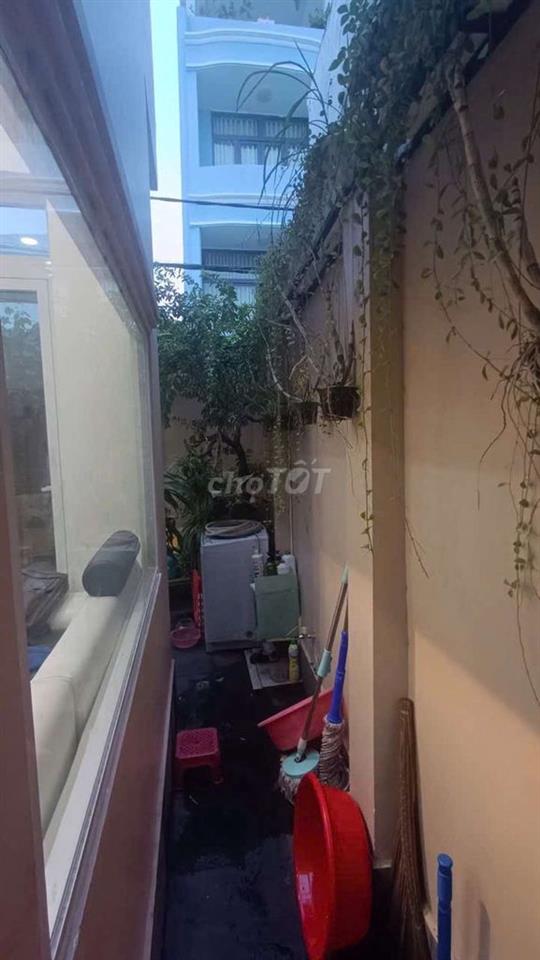 Chính chủ bán nhà đẹp HXH vuông , 2 Tầng , KDC đồng bộ an ninh,