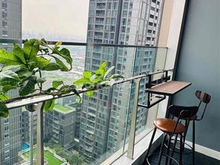 Cần cho thuê căn hộ 2PN Tilia - Empire City căn góc tầng cao view sông