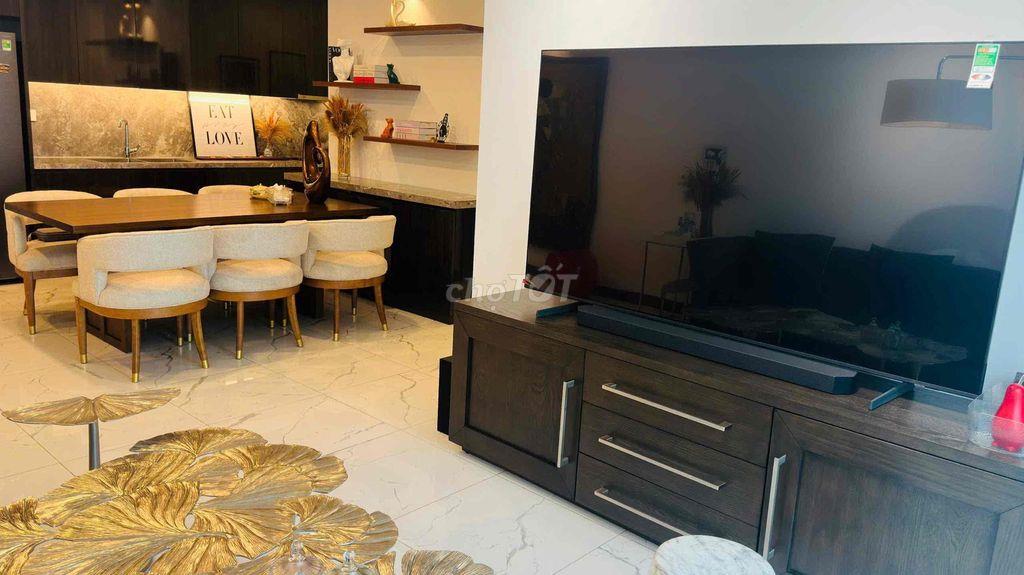 Cần cho thuê căn hộ 2PN Tilia - Empire City căn góc tầng cao view sông