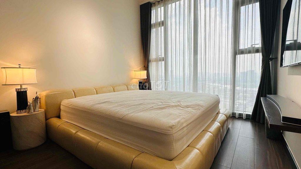Cần cho thuê căn hộ 2PN Tilia - Empire City căn góc tầng cao view sông