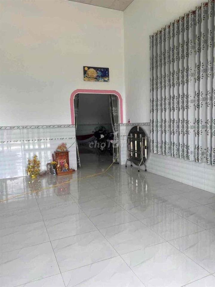 Đất hơn 1000m Định Quán cần bán lại giá mềm