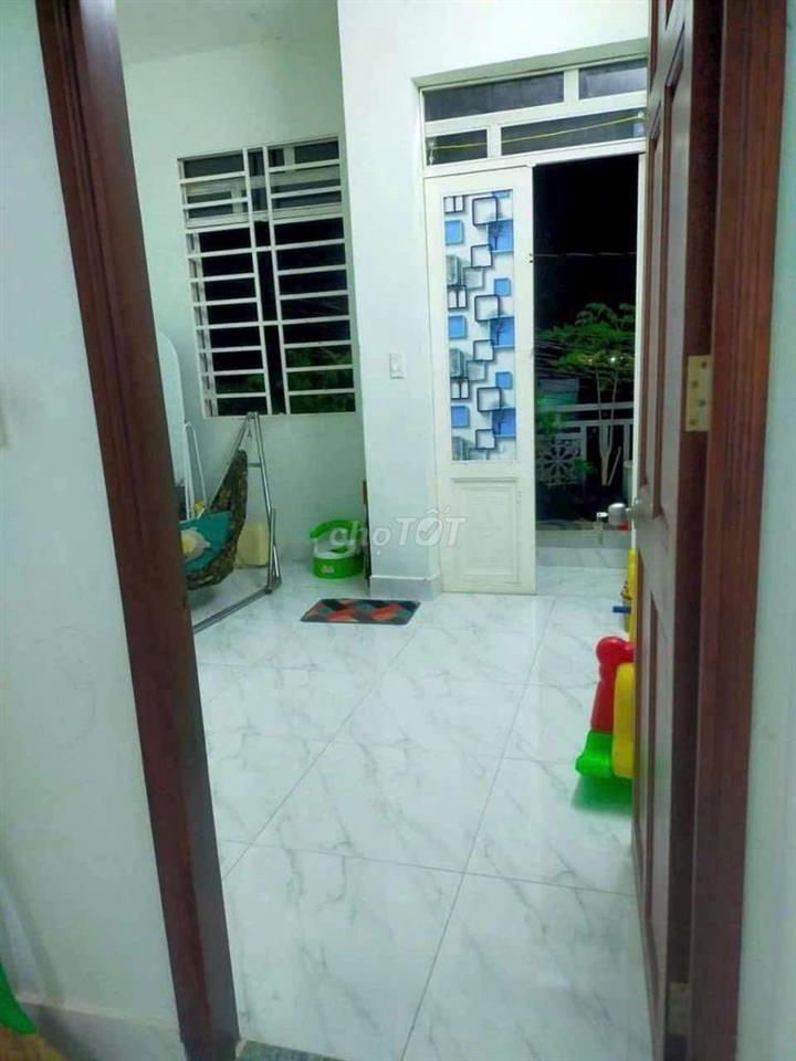 Nhà lầu Mỹ Hạnh Bắc .Tỉnh Long An