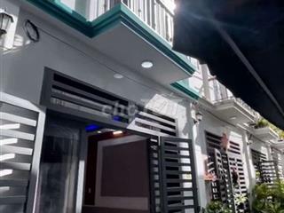 Chủ Nhà Định Cư Nước Ngoài Nên Cần Bán Gấp !!!