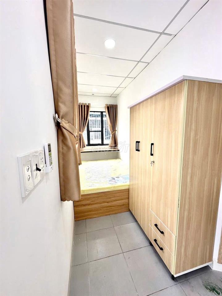 Phòng pent - 2 PN - bên cạnh Văn Lang CS3, thang máy. 