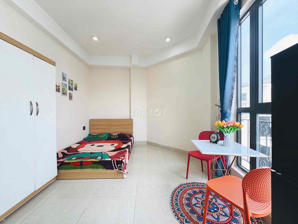 ☀️ STUDIO 25M² – NGẬP ÁNH SÁNG VỚI 2 CỬA SỔ TRỜI LỚN ✨