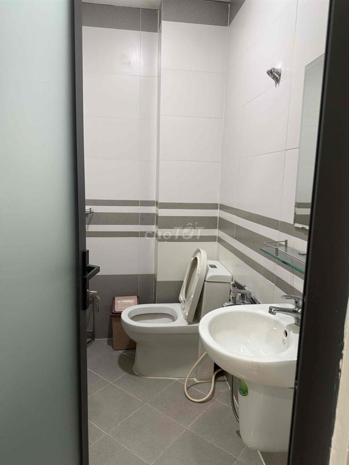 cho thuê nhà nguyên căn lê văn thọ
