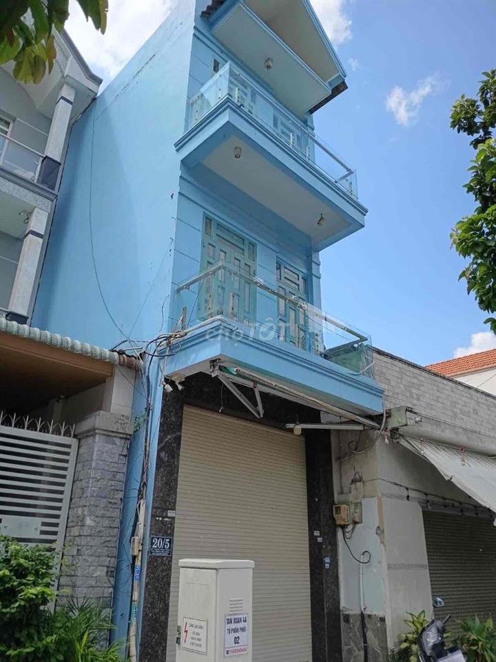 Cho thuê nhà Lê Thị Hà 4 tầng