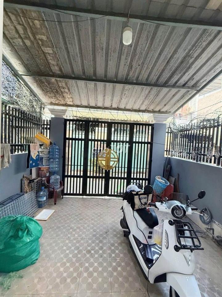 Bán nhà 3 lầu P. An Phú Đông, Q.12, 60m2, giá 5 tỷ
