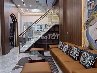 Bán nhà 3 lầu 4x14m đường Hà Huy Giáp Quận 12 mới 100%