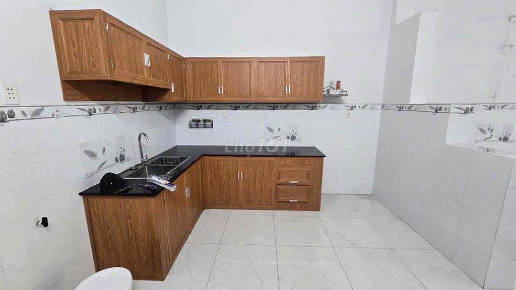 CHO THUÊ NHÀ MẶT TIỀN HUỲNH THỊ HAI Q12