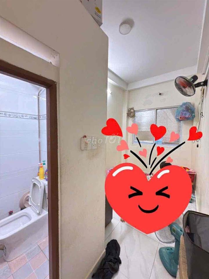 nhà mt hẻm sát mt lớn  10m 2 mt hẻm thông thoáng ,  hẻm dự kién 8 m