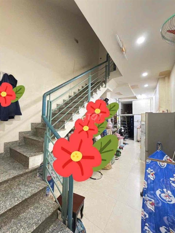 nhà mt hẻm sát mt lớn  10m 2 mt hẻm thông thoáng ,  hẻm dự kién 8 m