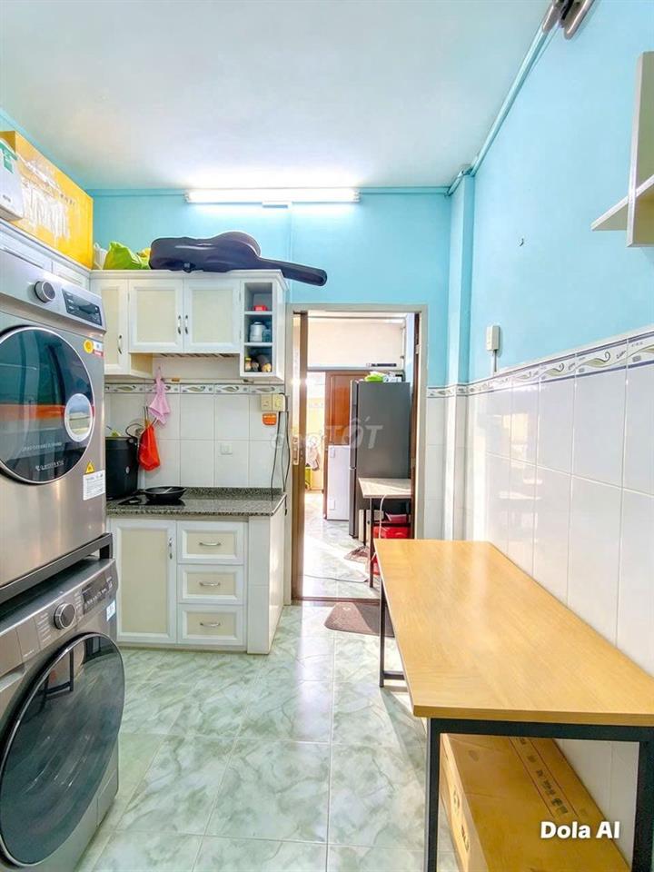 Bán căn hộ 31m2 đường Bàu Cát 6, phường Tân Bình, TP. HCM 1,78tỷ