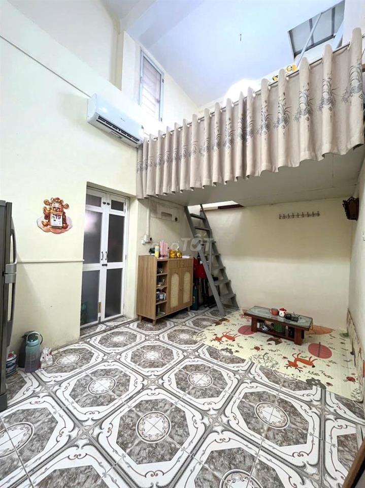 Bán nhà tầng 3+4 tập thể In Ngân Hàng, sổ đỏ chính chủ