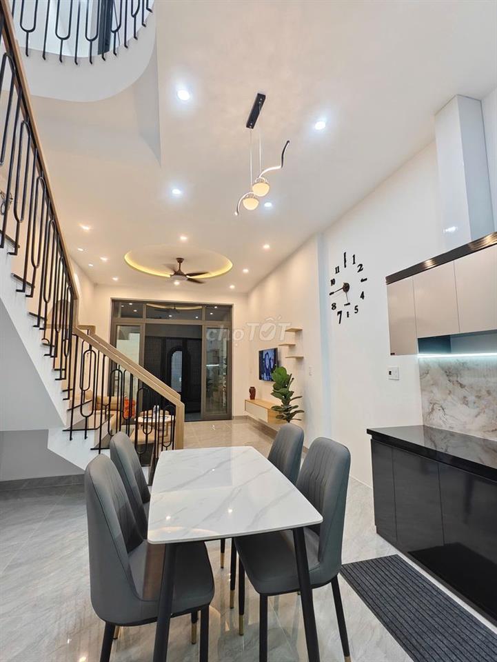 BÁN NHÀ ĐẸP 2 TẦNG - KIỆT ÔTÔ 113 HOÀNG VĂN THÁI, HÒA KHÁNH