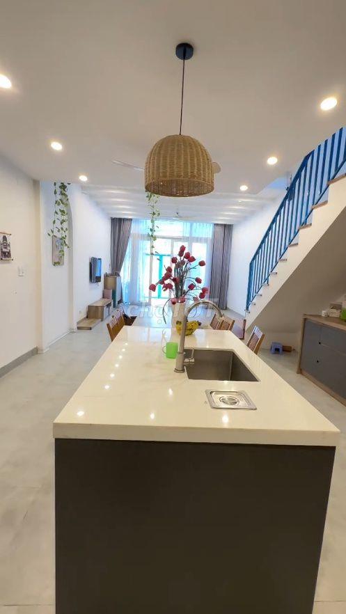 Chính Chủ Bán nhà Bàu Mạc 4 sát biển - đang cho thuê 19tr/tháng