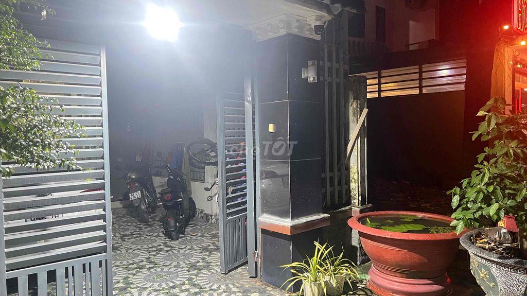 BÁN NHÀ MẶT PHỐ
