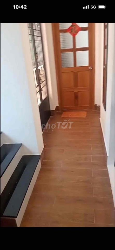 nhà đẹp thoáng vào ở hay kinh doam liền