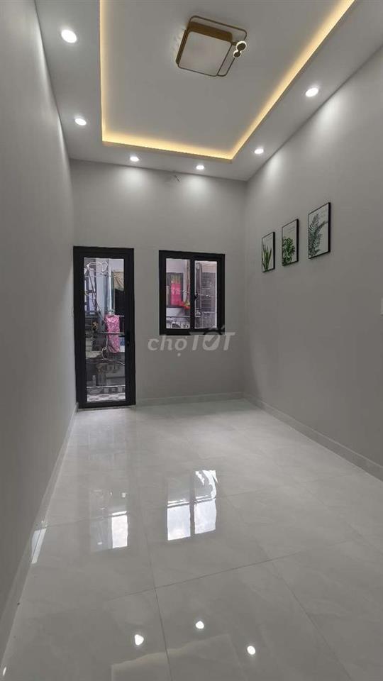 Chính chủ bán nhà hẻm 240 CMT8, quận 3 (Không tiếp ace môi giới)