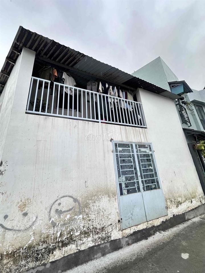 Bán nhà hẻm 3 mặt tiền Bông sao, phường 5, quận 8 (phường Bình Đông)