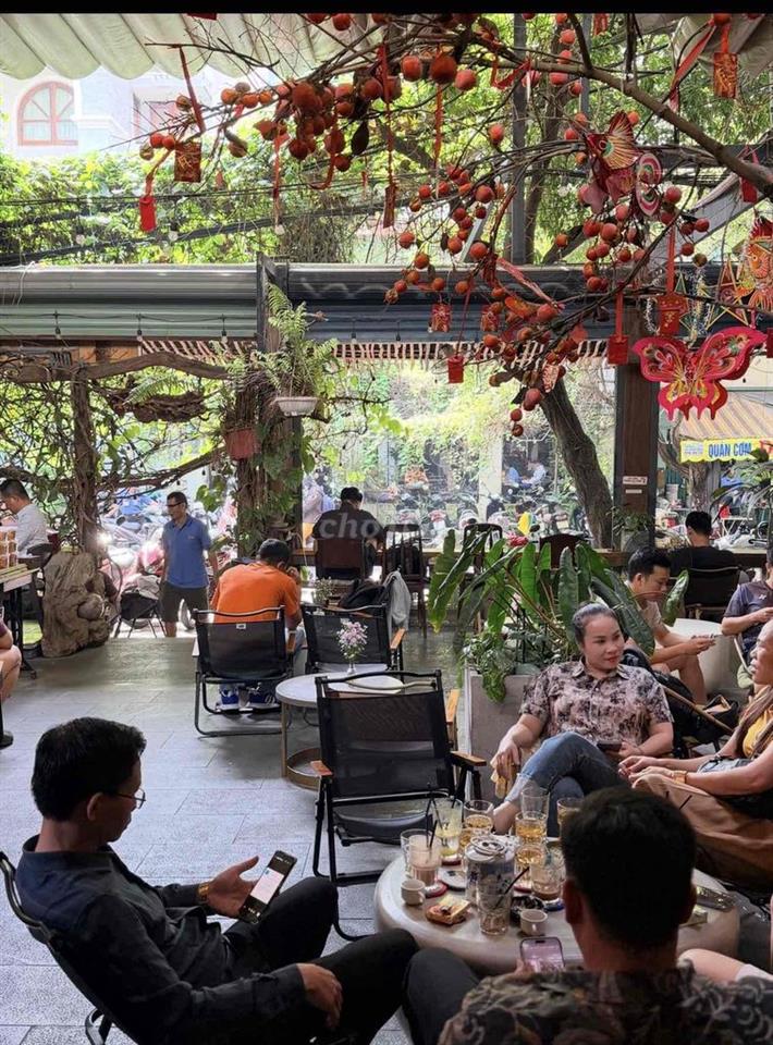 Sang quán cafe Nhà Mình khu k300
